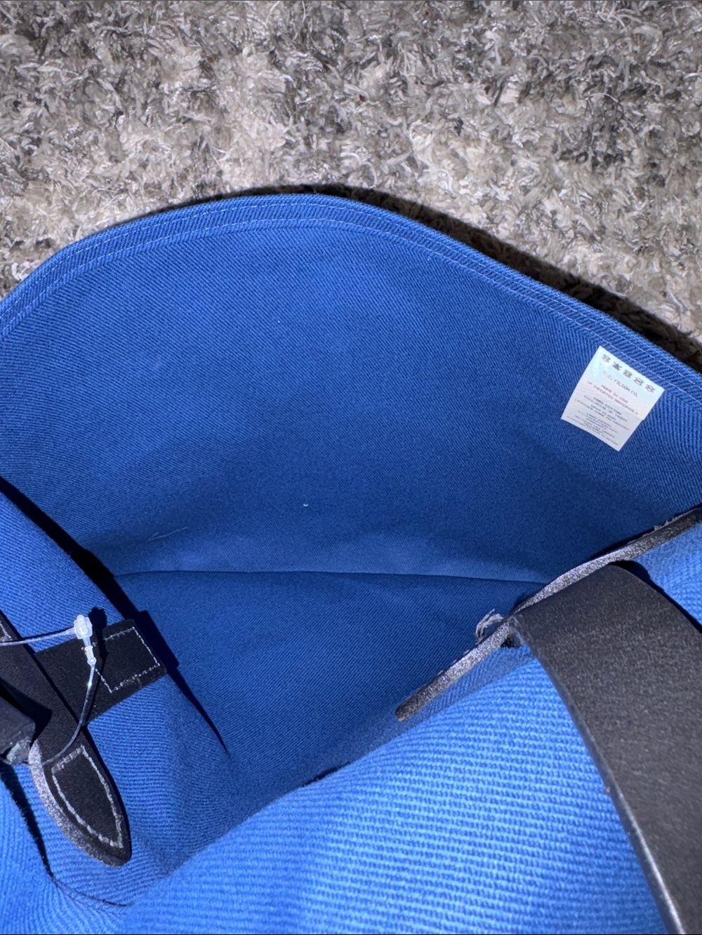 Filson Hermlock Tote with Black Leather Handles - Picture 5 of 13
